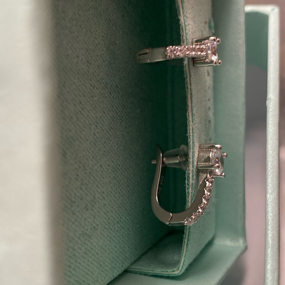 New Sterling Silver cubic zirconia Huggies earrings - Picture 3 of 3